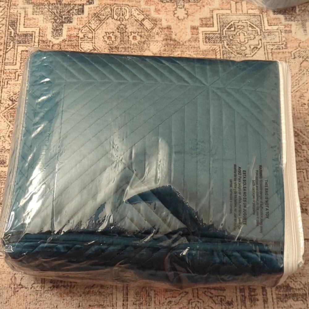 Barefoot Bungalow Riviera Velvet Modern Teal Quilt Set King New